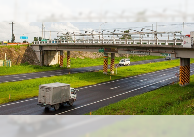 San Miguel completes new STAR Tollway bridge