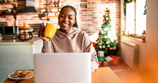 15 Ways to Reconnect With Your Sphere During the Holidays