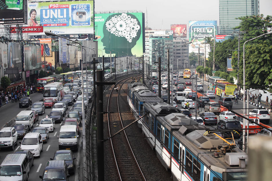 Japan's largest bank eyes financing for PH transportation projects