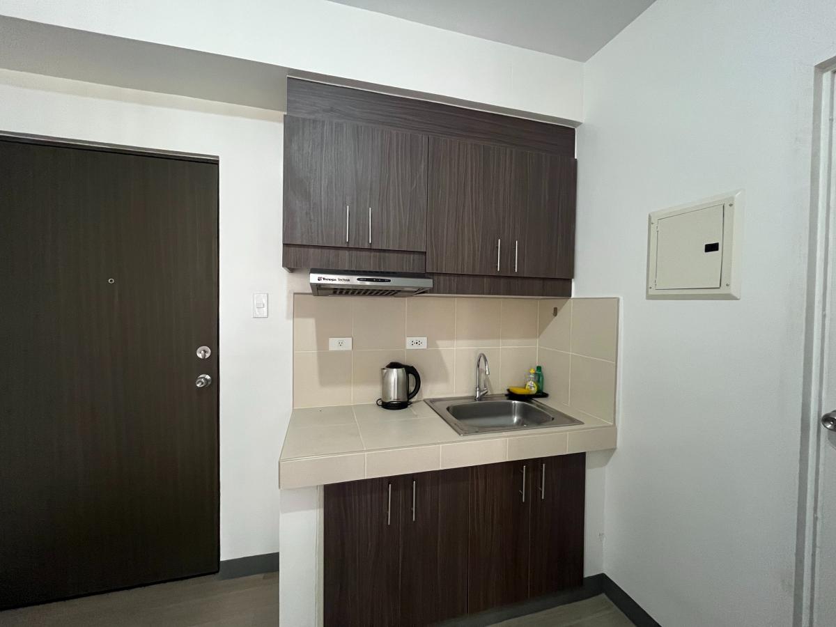 1 BEDROOM FOR RENT AT PIONEER HEIGHTS 1, MANDALUYONG