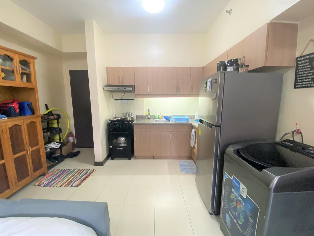 3 Bedroom Condo Unit For Sale in Levina Place, Pasig City!