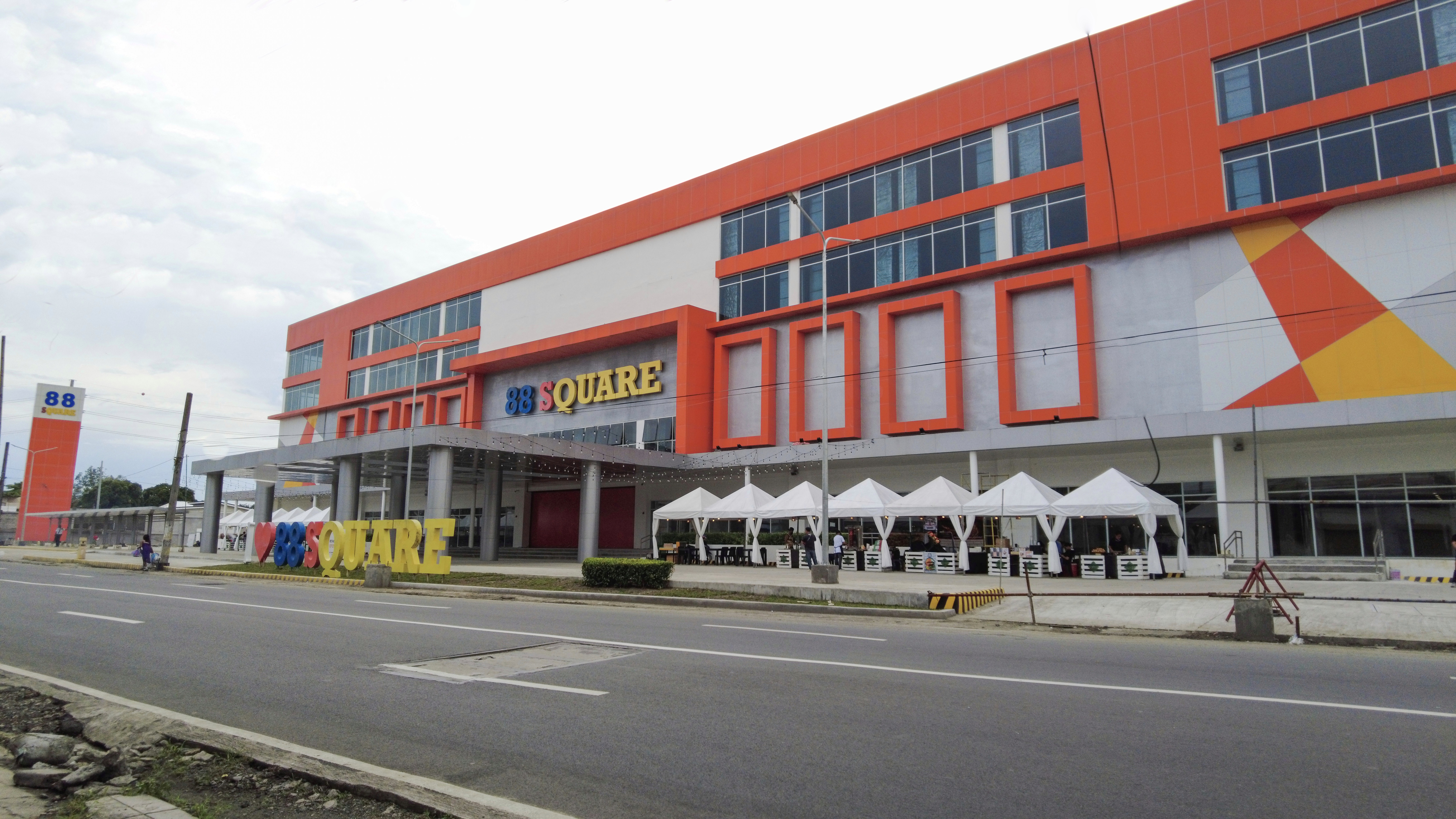 Prime Commercial & Retail Space at 88 SQUARE MALL