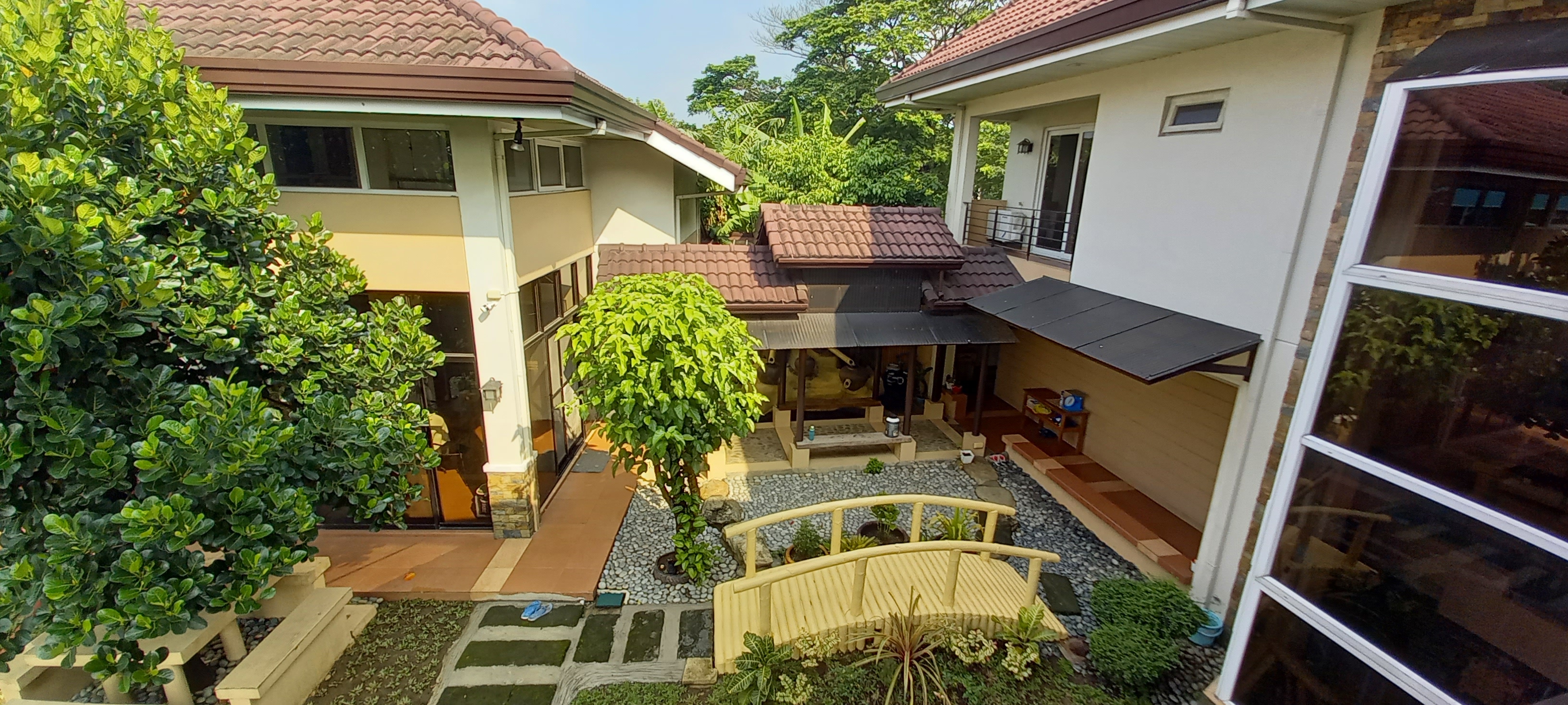 Fairway House & Lot for Sale @ Orchard Golf and Country Club
