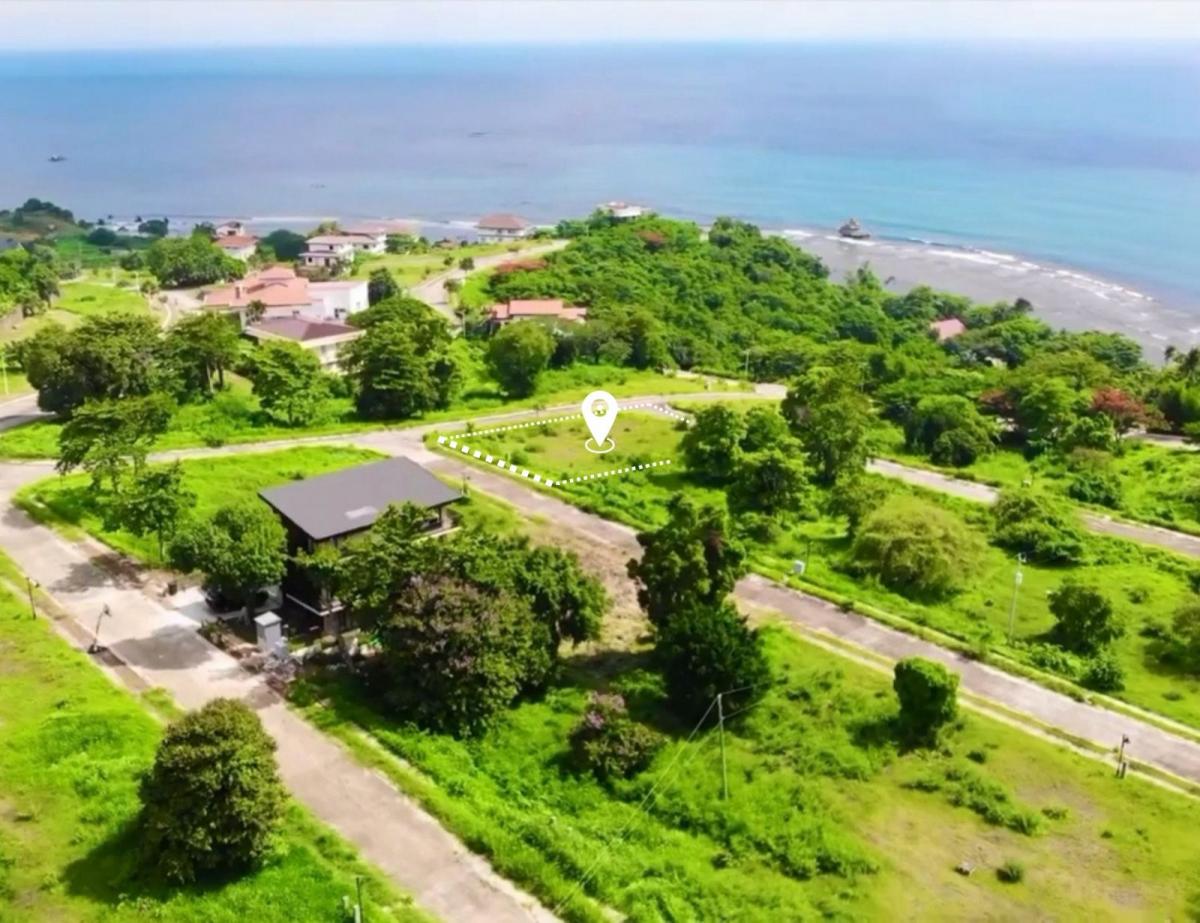 Lot for Sale Ocean Hills (699 sqm) at Canyon Cove Nasugbu Batangas