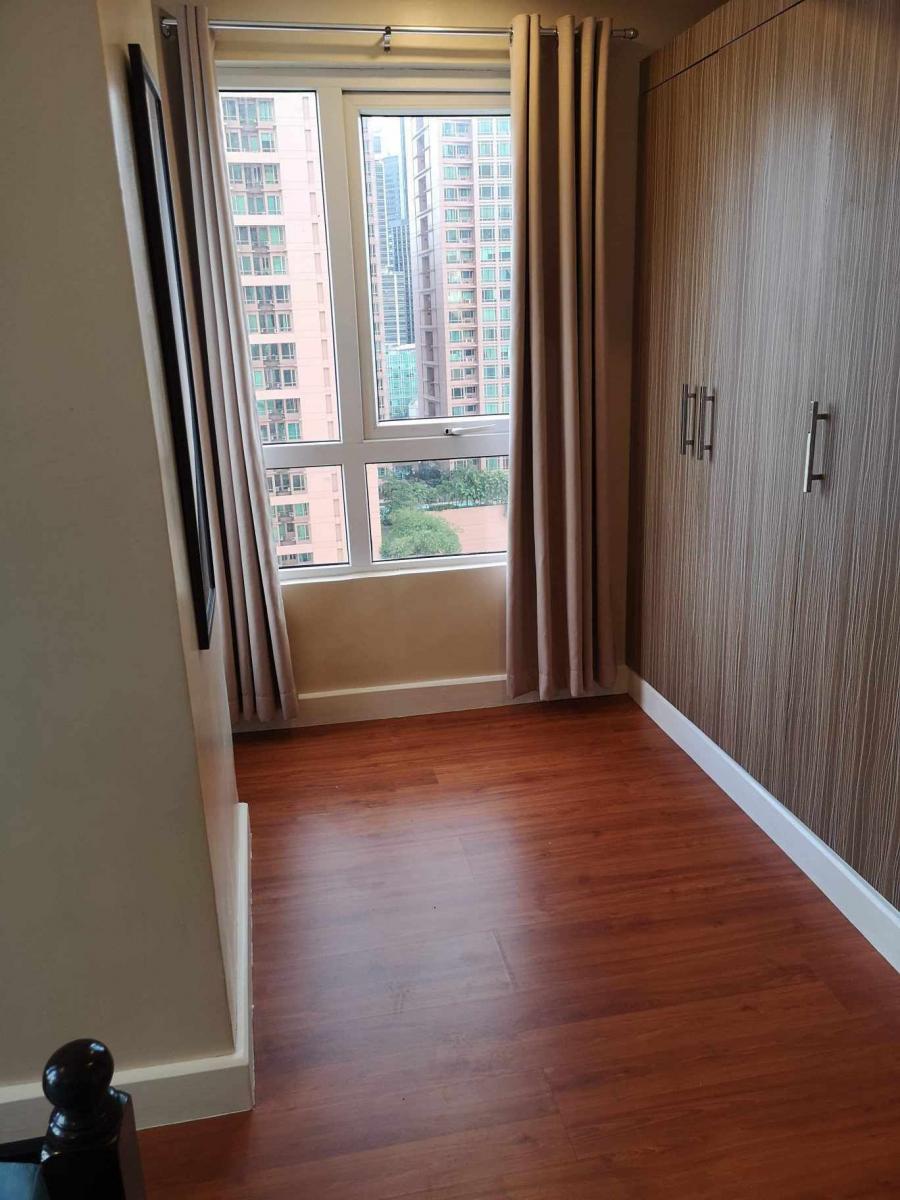 2 BEDROOMS FOR SALE AT VICTORIA DE MAKATI